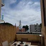 Karibu 아파트